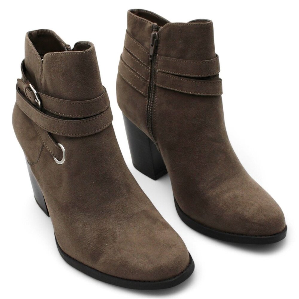 Women Beige Buckle Accent Round Toe Block Heel Zip-up Bootie